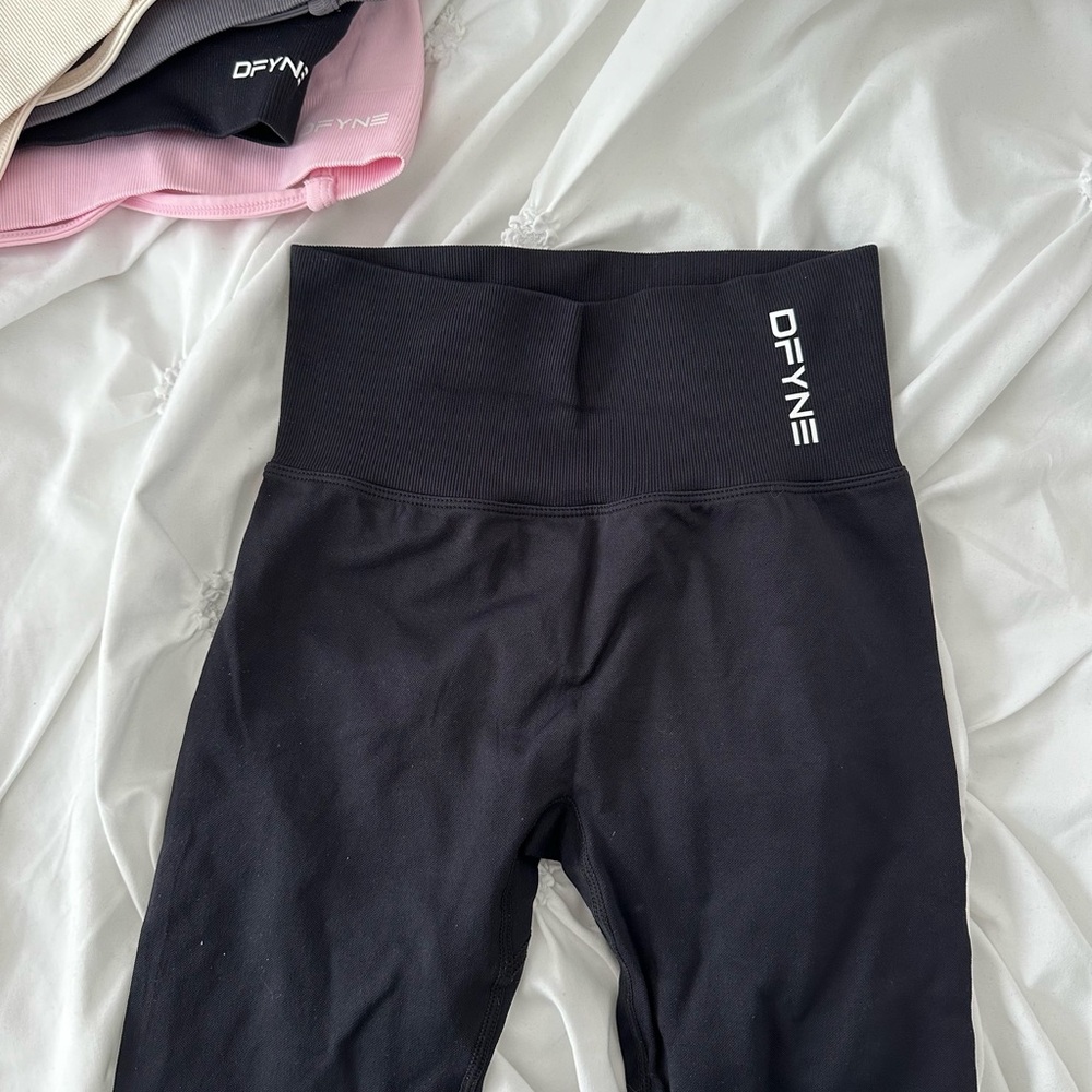 DFYNE Black Leggings